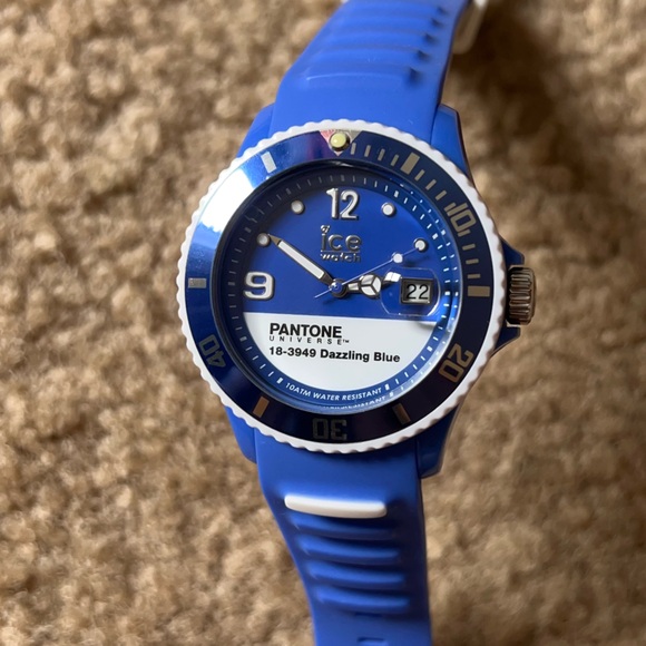 Pantone Ice Watch: 18-3949 Dazzling Blue - Picture 2 of 10